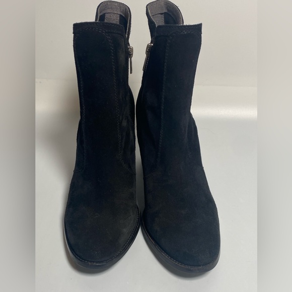 Seychelles Lucky Penny Heeled Suede Bootie Black Size 8 - Picture 3 of 10